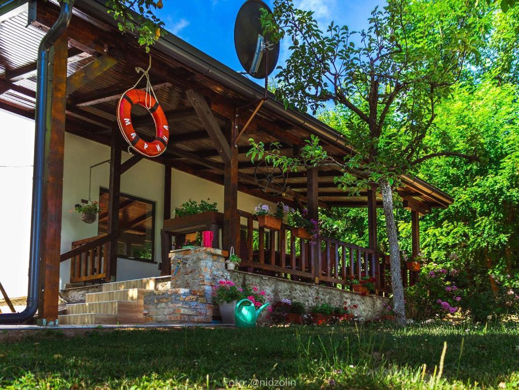 Marina Na Obali Dunava